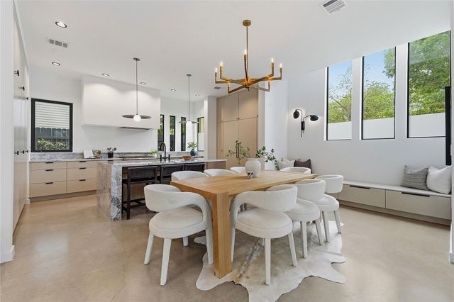 5001 Lynnwood ST, Austin, TX 78756