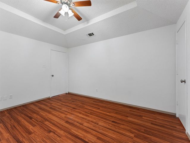 21 Saint Charles Place, Midlothian, TX 76065