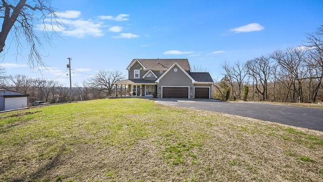 414 S 98th Street, Edwardsville, KS 66111