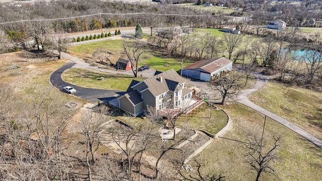 414 S 98th Street, Edwardsville, KS 66111