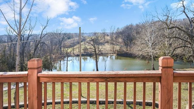 414 S 98th Street, Edwardsville, KS 66111