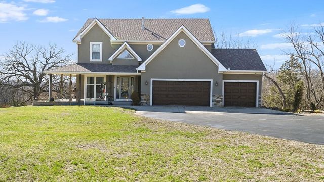 414 S 98th Street, Edwardsville, KS 66111