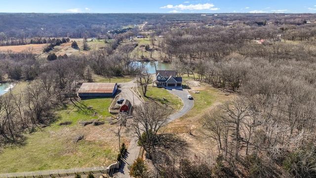414 S 98th Street, Edwardsville, KS 66111