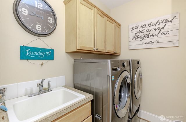 1829 SE 8th Place, Renton, WA 98057