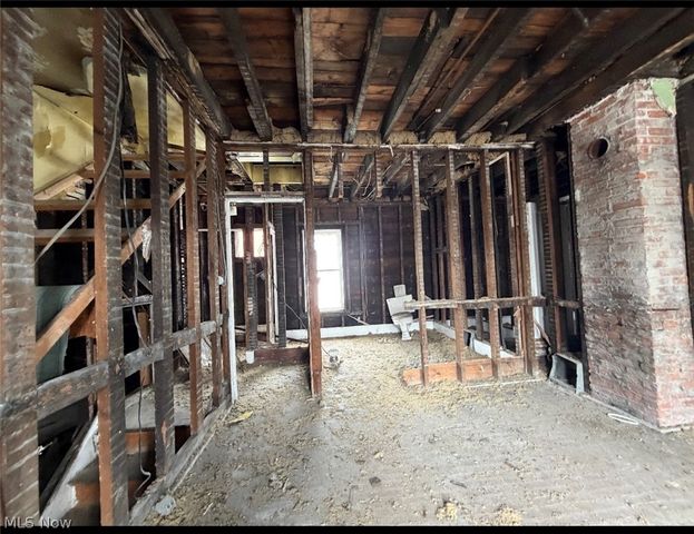 1596 E 32nd Street, Cleveland, OH 44114