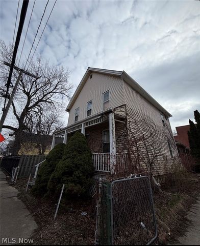 1596 E 32nd Street, Cleveland, OH 44114