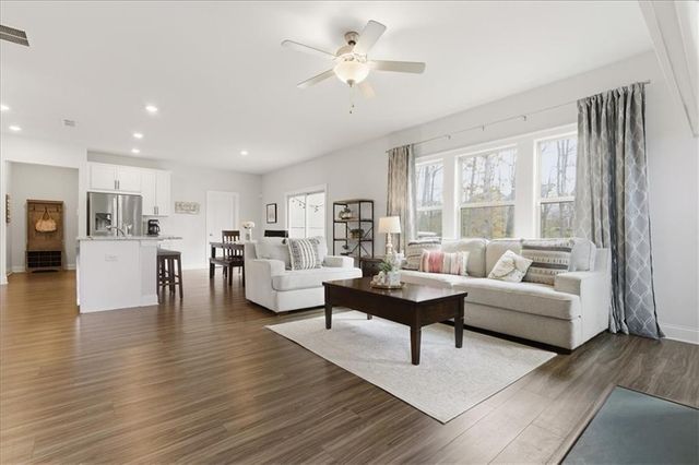 511 Payne Road, Woodstock, GA 30188