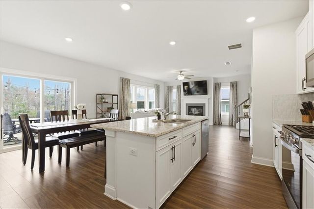 511 Payne Road, Woodstock, GA 30188