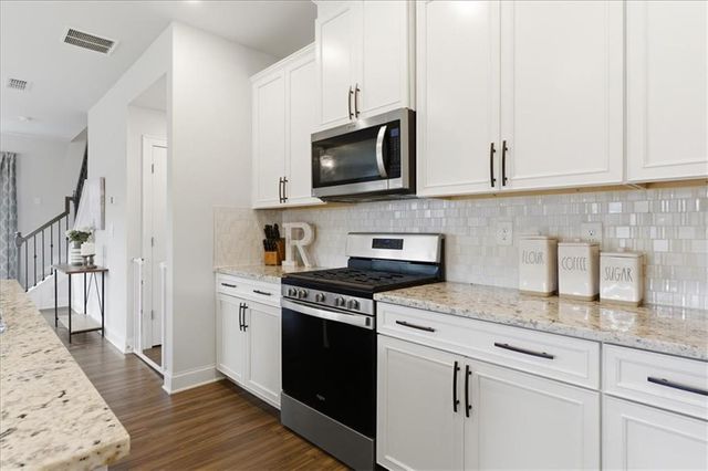 511 Payne Road, Woodstock, GA 30188