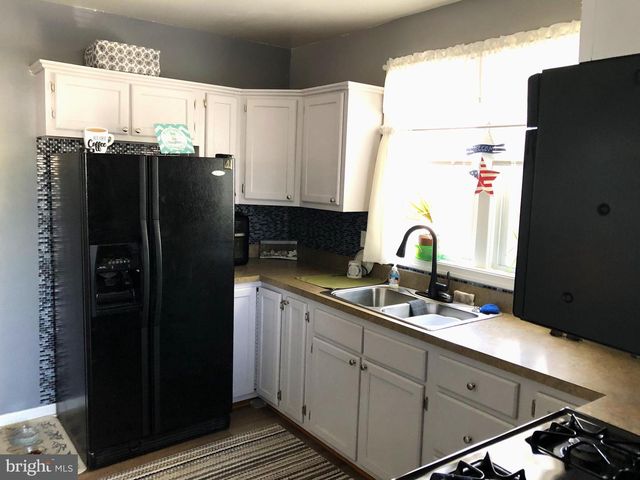 615 FREDERICK ST, Hanover, PA 17331
