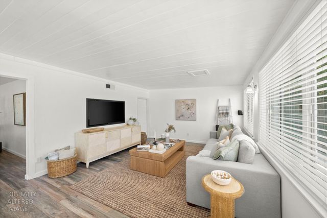 8004 Lichen Dr, Citrus Heights, CA 95621