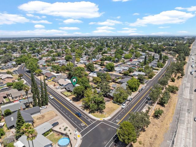 8004 Lichen Dr, Citrus Heights, CA 95621