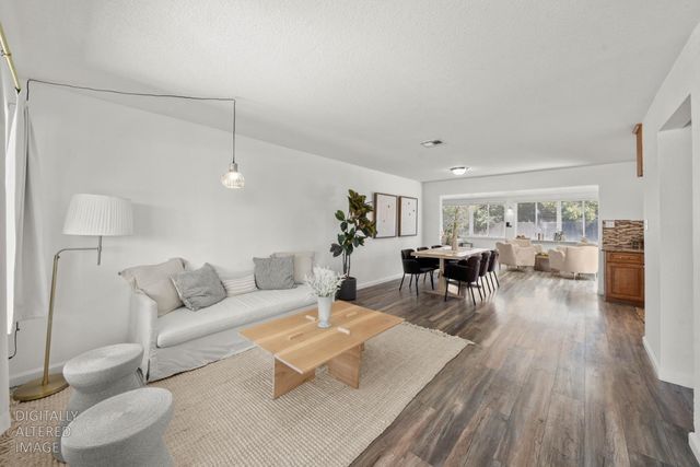 8004 Lichen Dr, Citrus Heights, CA 95621