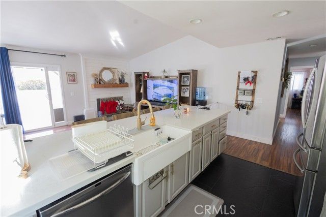 846 Linden Street, Ontario, CA 91762