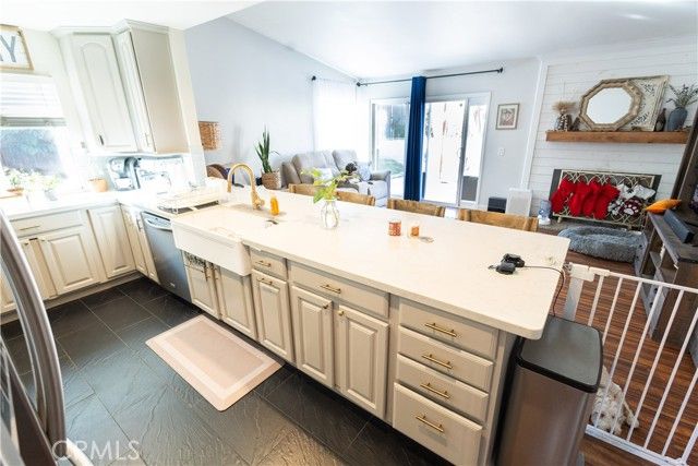 846 Linden Street, Ontario, CA 91762