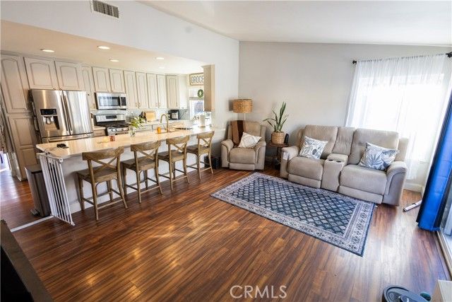 846 Linden Street, Ontario, CA 91762