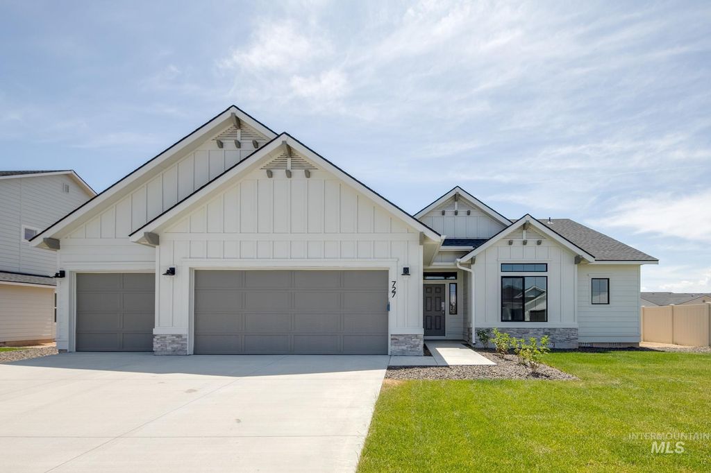 18459 N Trumpet Lily Ave, Nampa, ID 83687