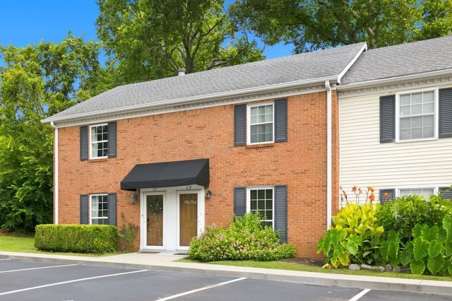 200 N Royal Oaks Blvd Apt C1, Franklin, TN 37067