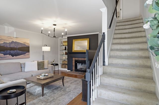 200 N Royal Oaks Blvd Apt C1, Franklin, TN 37067