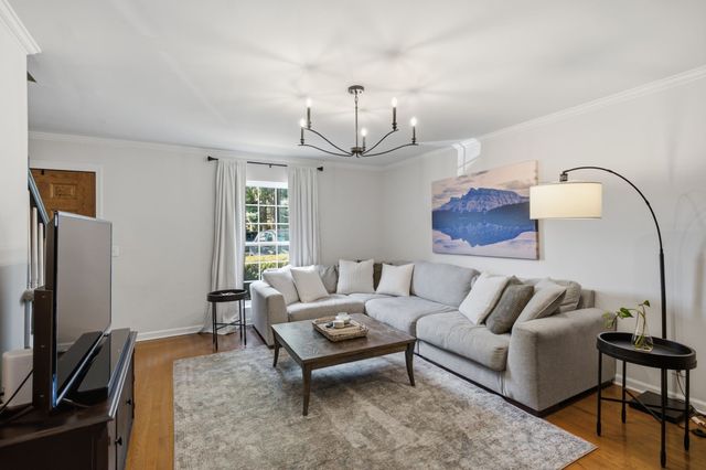 200 N Royal Oaks Blvd Apt C1, Franklin, TN 37067