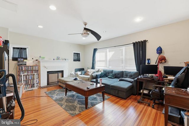 8805 OLD BRANCH AVE, Clinton, MD 20735