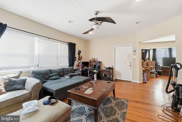 8805 OLD BRANCH AVE, Clinton, MD 20735