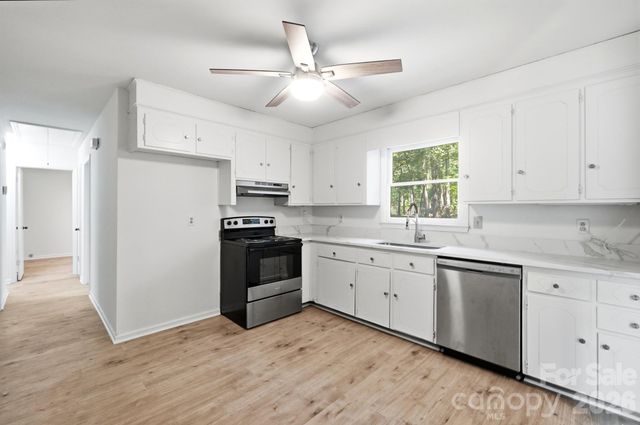 6324 Saddlewood Drive 30, Waxhaw, NC 28173