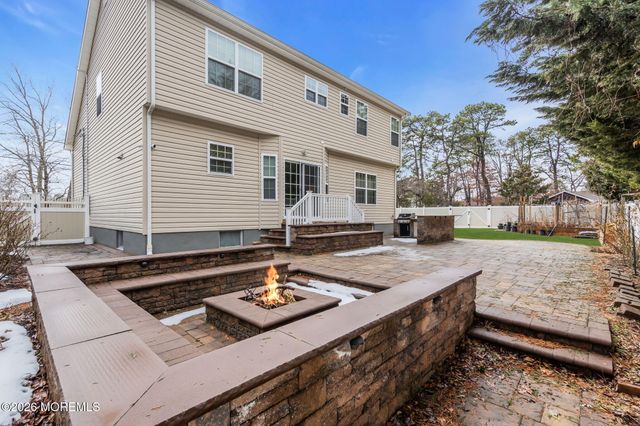 1101 Fifth Avenue, Toms River, NJ 08757