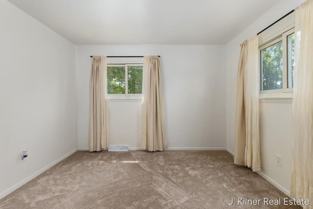 1500 Carol Lynne Drive, Lowell City, MI 49331
