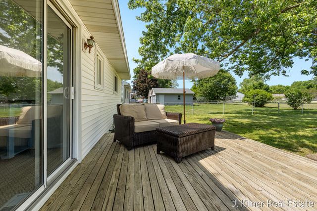 1500 Carol Lynne Drive, Lowell City, MI 49331