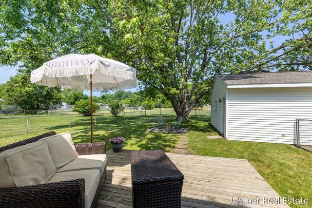 1500 Carol Lynne Drive, Lowell City, MI 49331