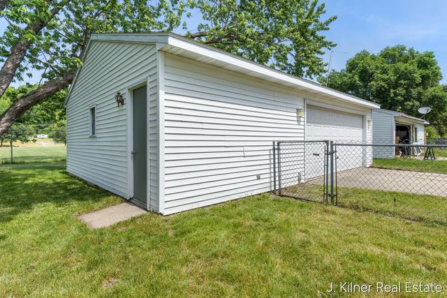 1500 Carol Lynne Drive, Lowell City, MI 49331