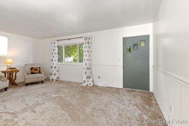 1500 Carol Lynne Drive, Lowell City, MI 49331