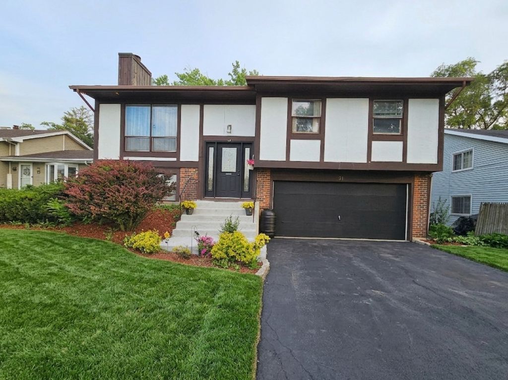 31 Abbeywood Drive, Romeoville, IL 60446