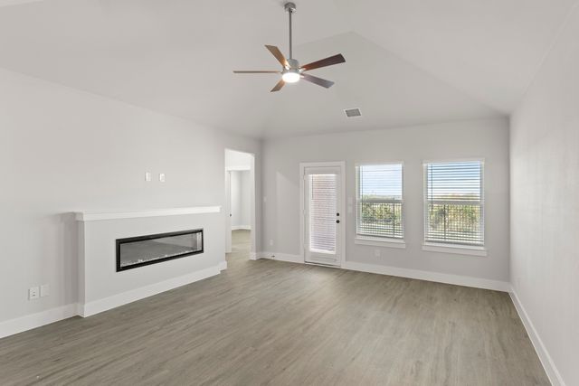 705 Valley Pines Drive, Anna, TX 75409