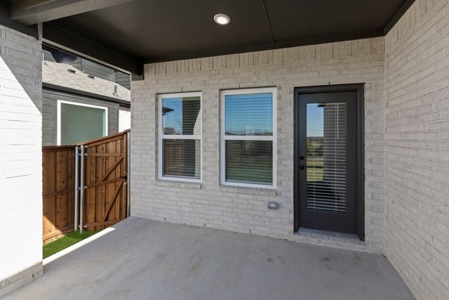 705 Valley Pines Drive, Anna, TX 75409