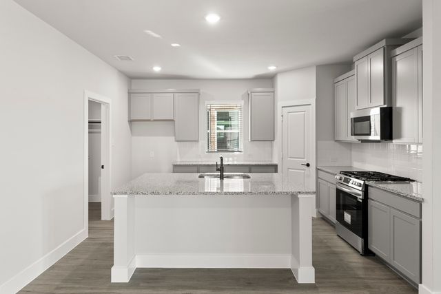 705 Valley Pines Drive, Anna, TX 75409