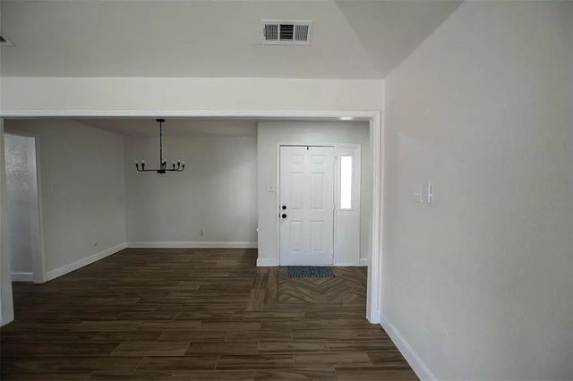 4002 Blueridge Court, Arlington, TX 76016