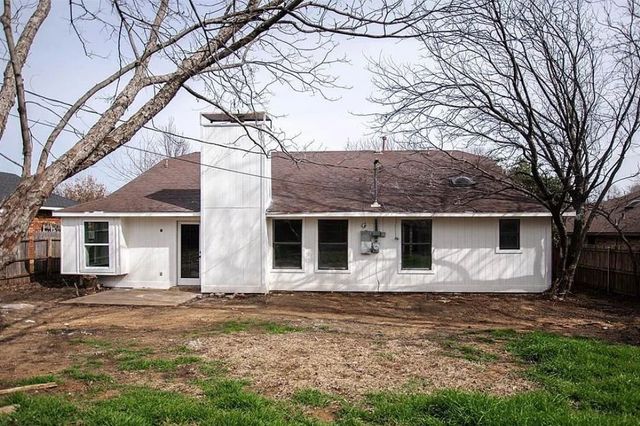 4002 Blueridge Court, Arlington, TX 76016