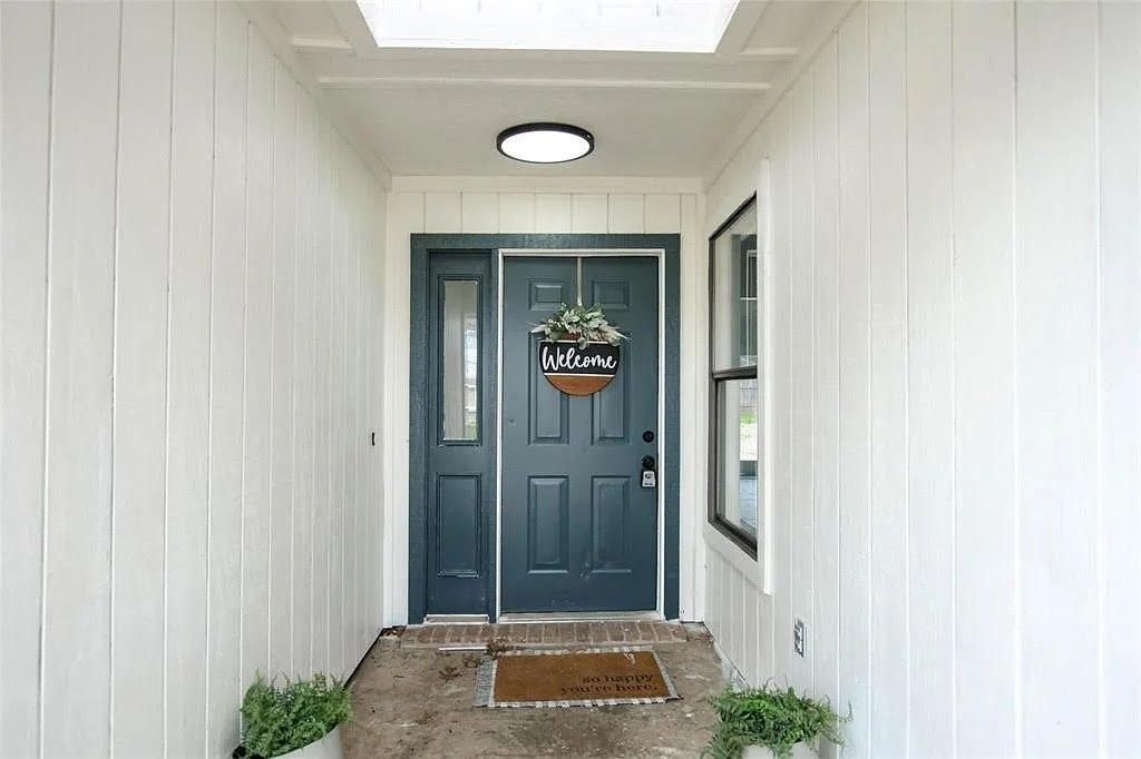 4002 Blueridge Court, Arlington, TX 76016