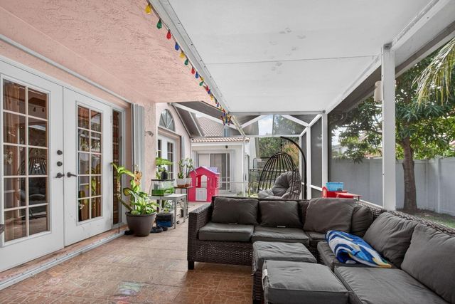 3071 NW 71st Avenue, Margate, FL 33063