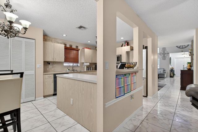 3071 NW 71st Avenue, Margate, FL 33063