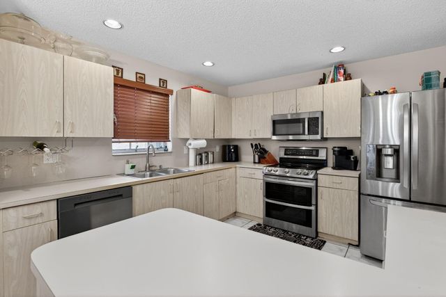 3071 NW 71st Avenue, Margate, FL 33063