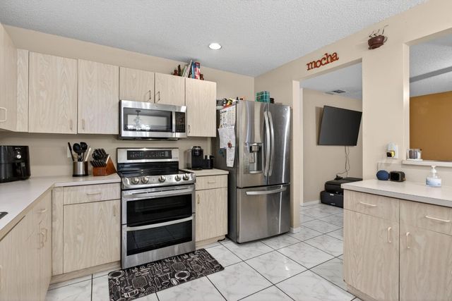 3071 NW 71st Avenue, Margate, FL 33063