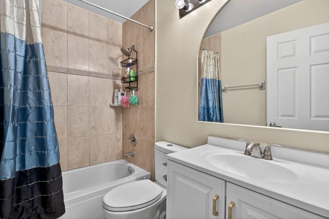 3071 NW 71st Avenue, Margate, FL 33063