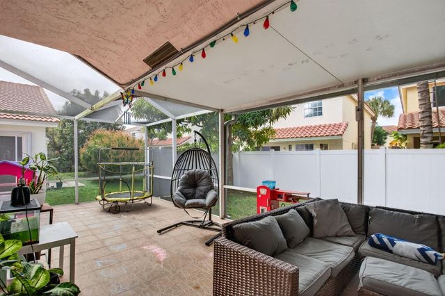 3071 NW 71st Avenue, Margate, FL 33063