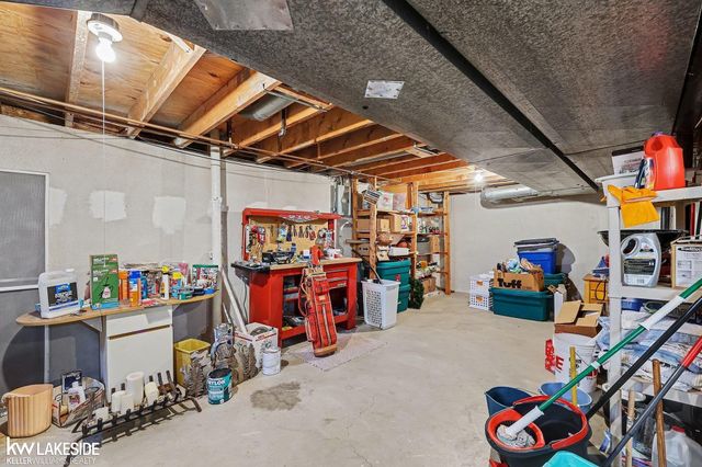 40336 Capitol Drive, Sterling Heights, MI 48313