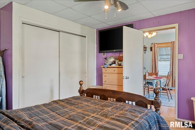 2028 PEORIA Road, Springfield, IL 62702