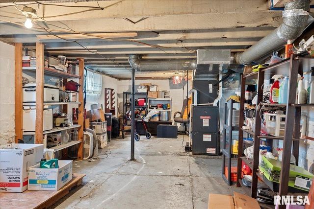 2028 PEORIA Road, Springfield, IL 62702