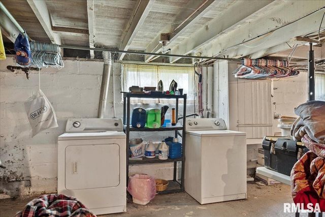 2028 PEORIA Road, Springfield, IL 62702